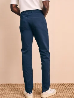 Movement™ 5-Pocket Pant Athletic Fit - Navy
